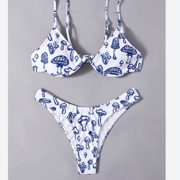 ROMWE Mushroom Bikini Size M - Picture 1 of 10